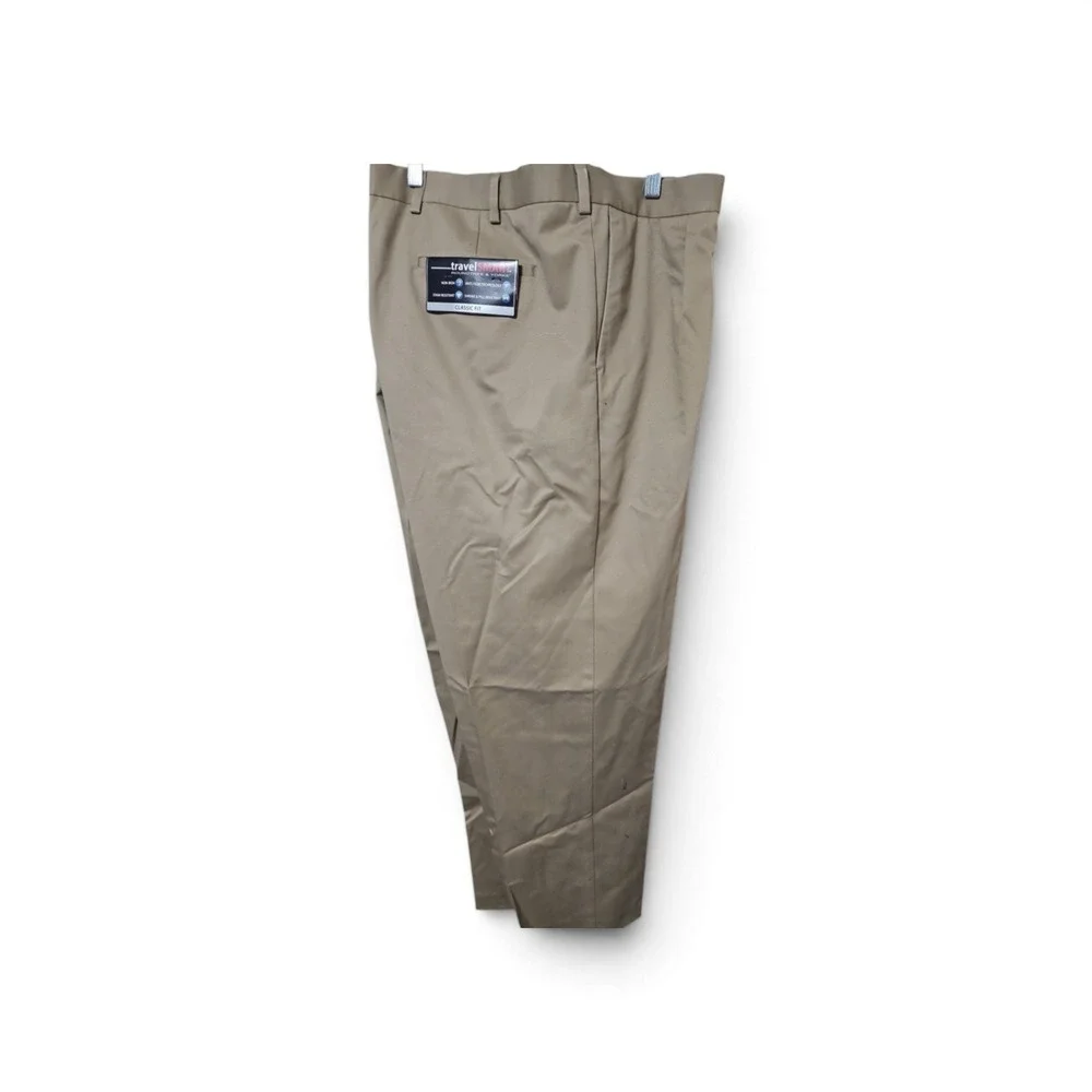 Roundtree & Yorke Mens Khaki Pleated Pants Non-Iron 50x32 Classic  0362